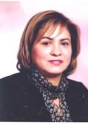 background-color:#FFF;